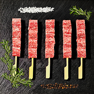 JAPANESE-WAGYU-SKEWER-300